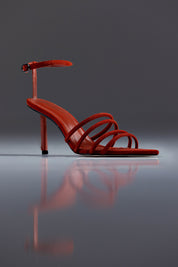 SANDÁLIA MADELEINE - couro camurça telha/ salto macramê