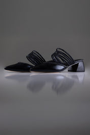 MULE CECÍLIA - couro preto metalizado