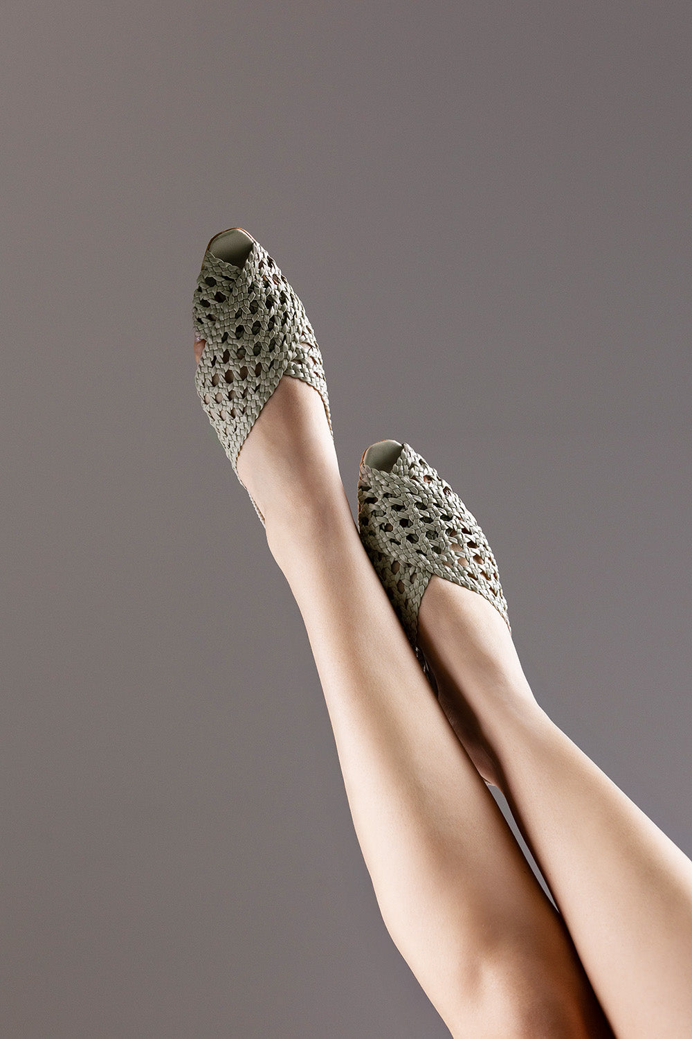 SLINGBACK GUILHERMINA - couro verde erva