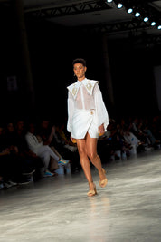 SANDÁLIA LOUISE - couro bronze e wood/ palha natural/ laço crochê de ráfia