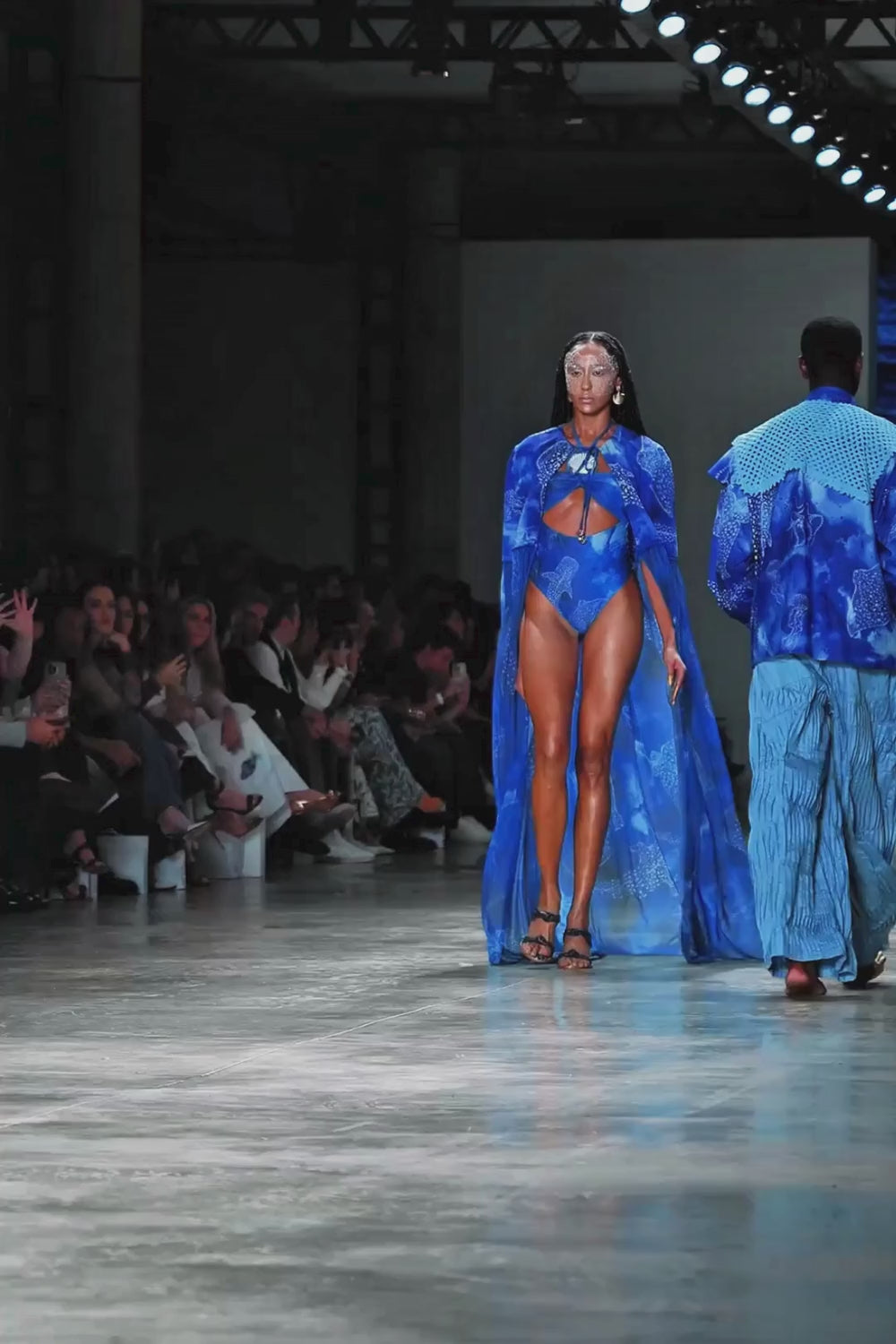 TAMANCO OLÍVIA - couro azul navy e azul céu