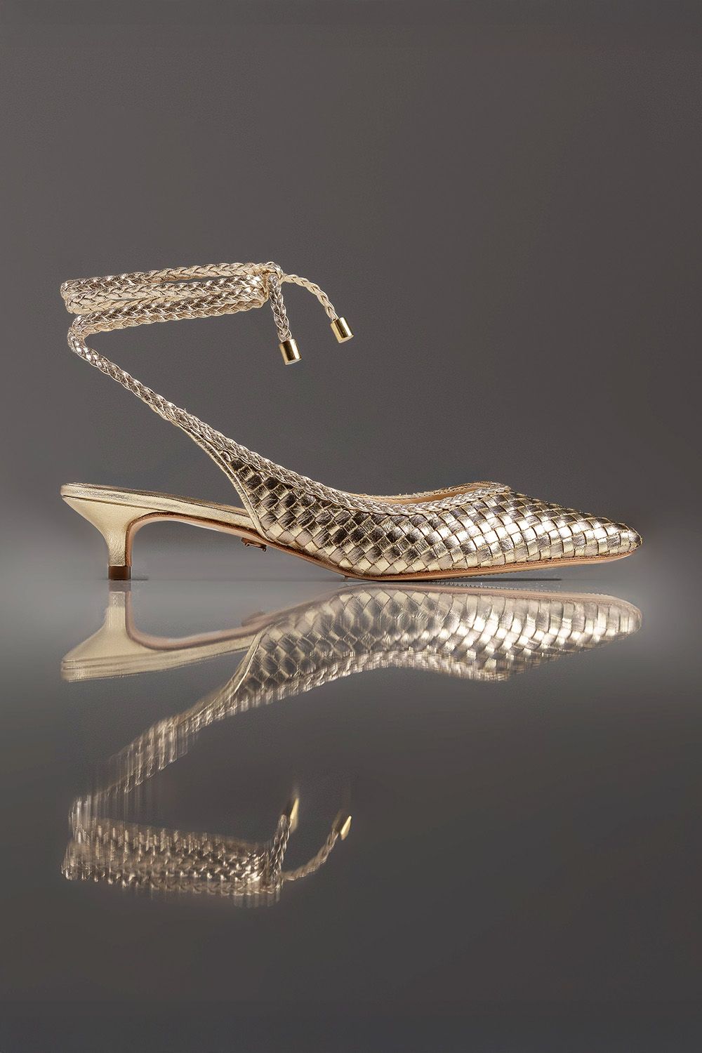 SLINGBACK GEÓRGIA - couro champagne e prata velho