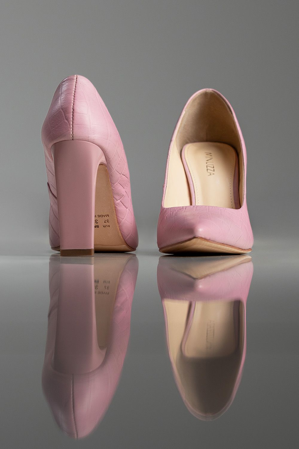 SCARPIN ELLORA - couro tipo croco jasmin/ salto laca jasmin