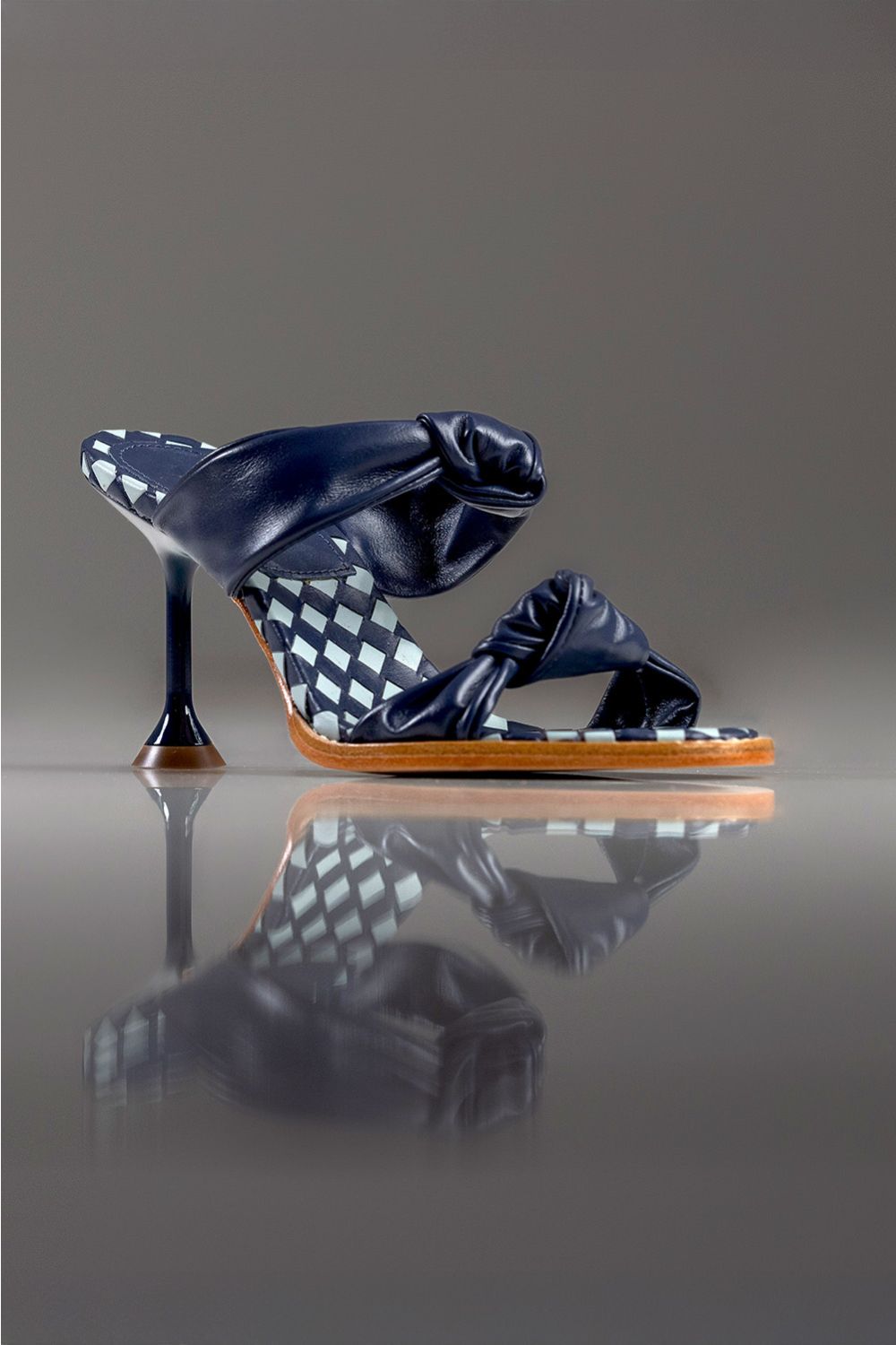 TAMANCO OLÍVIA - couro azul navy e azul céu