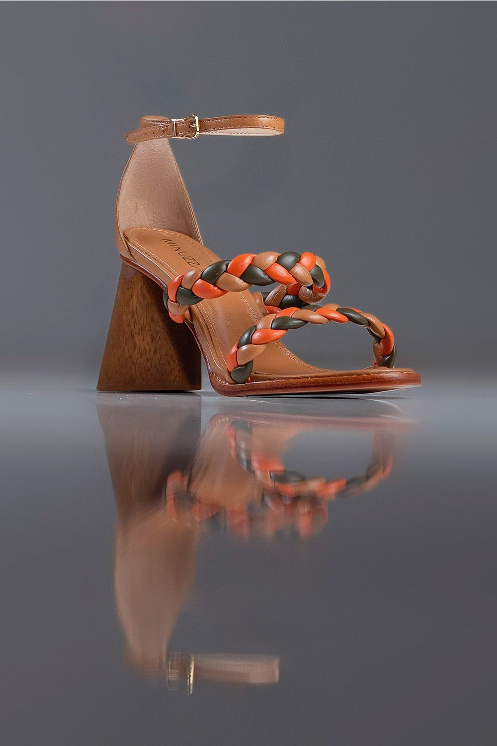 SANDÁLIA MARINA - couro caramelo, laranja e verde musgo/ salto madeira