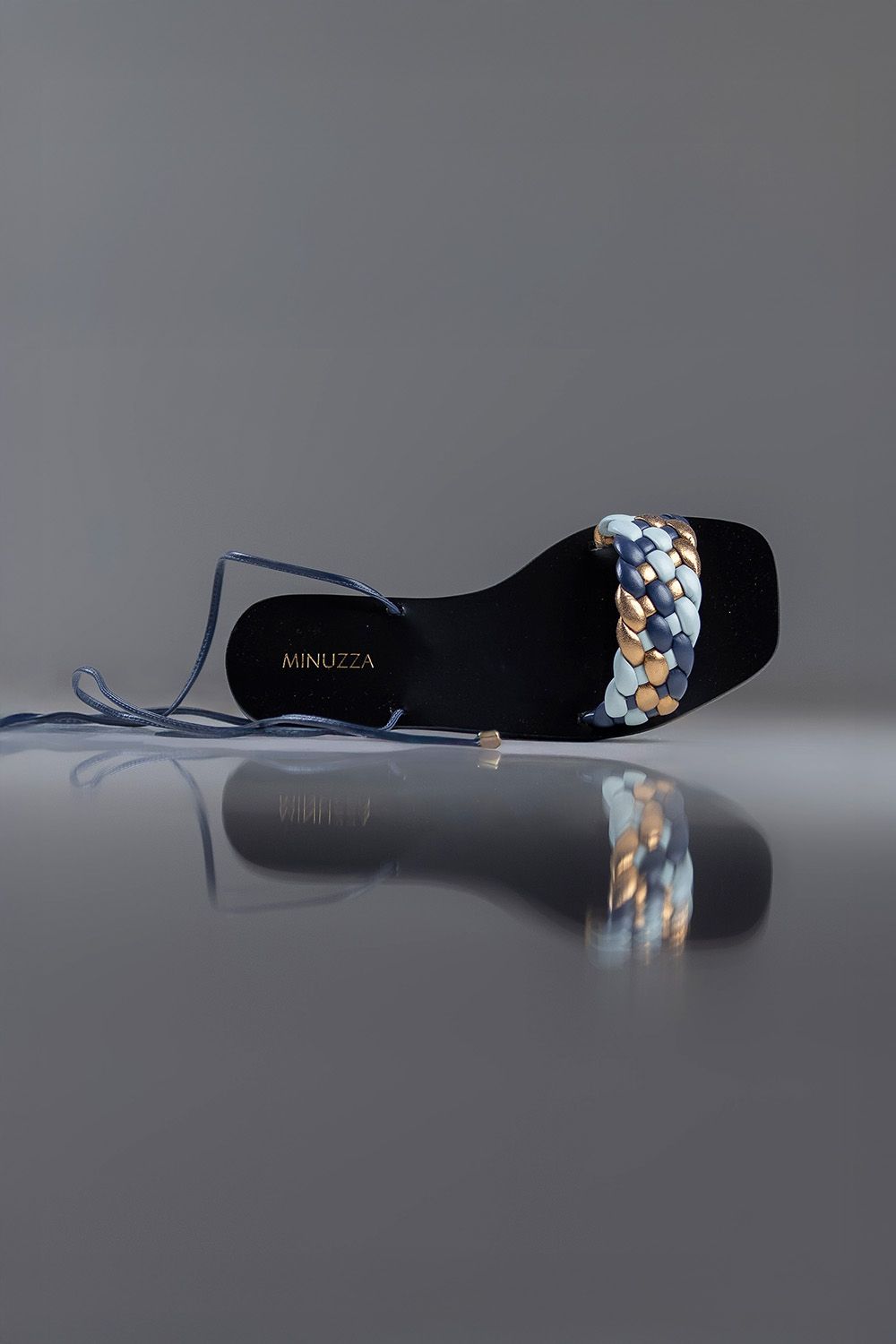 SANDÁLIA GIOVANA - couro preto, azul navy, azul céu e bronze