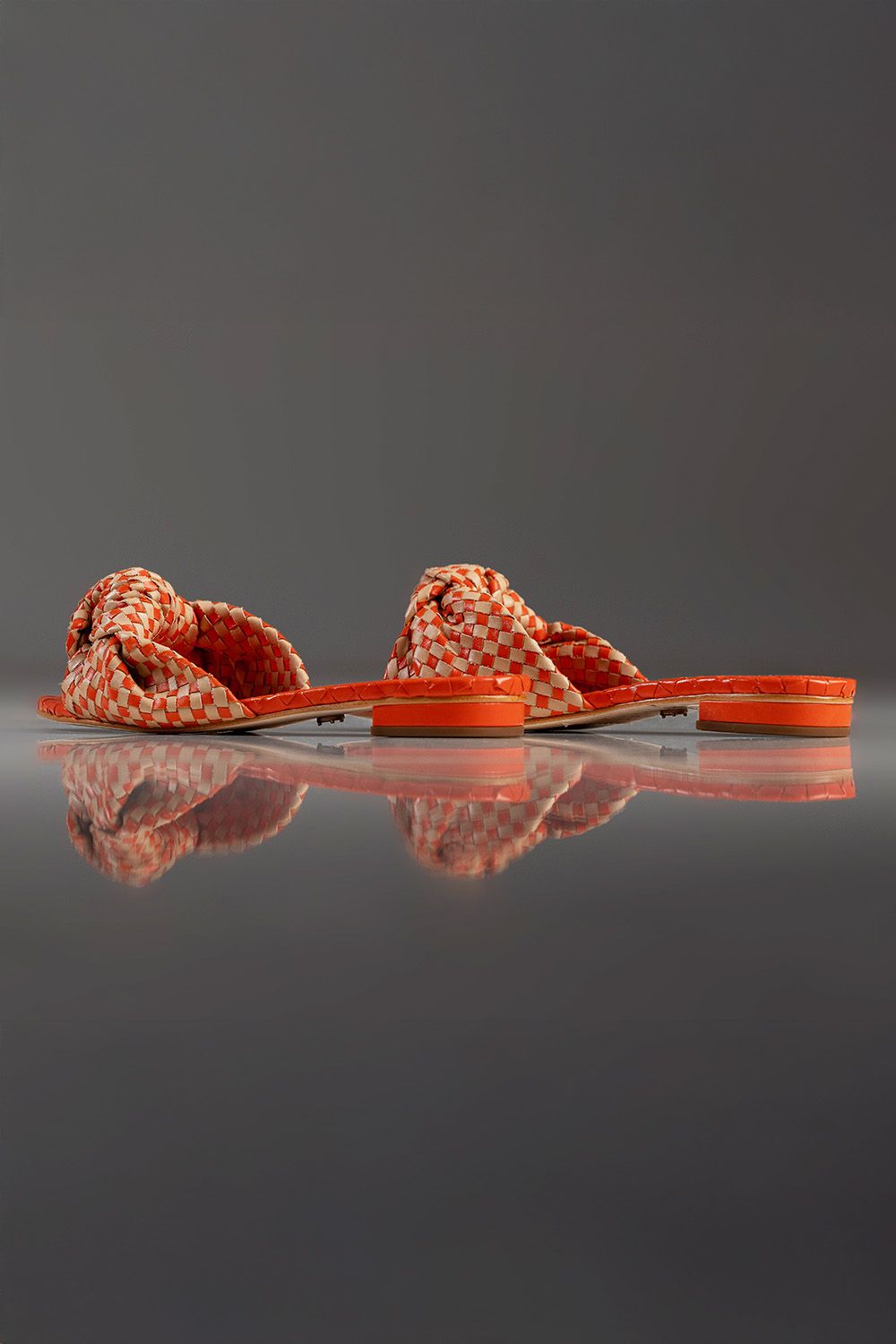 FLAT MARTINA - couro laranja e nude